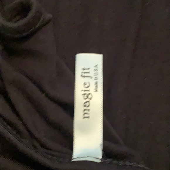 ⚫️ Magic Fit Halter Tank Top Size S ⚫️ - Picture 5 of 6